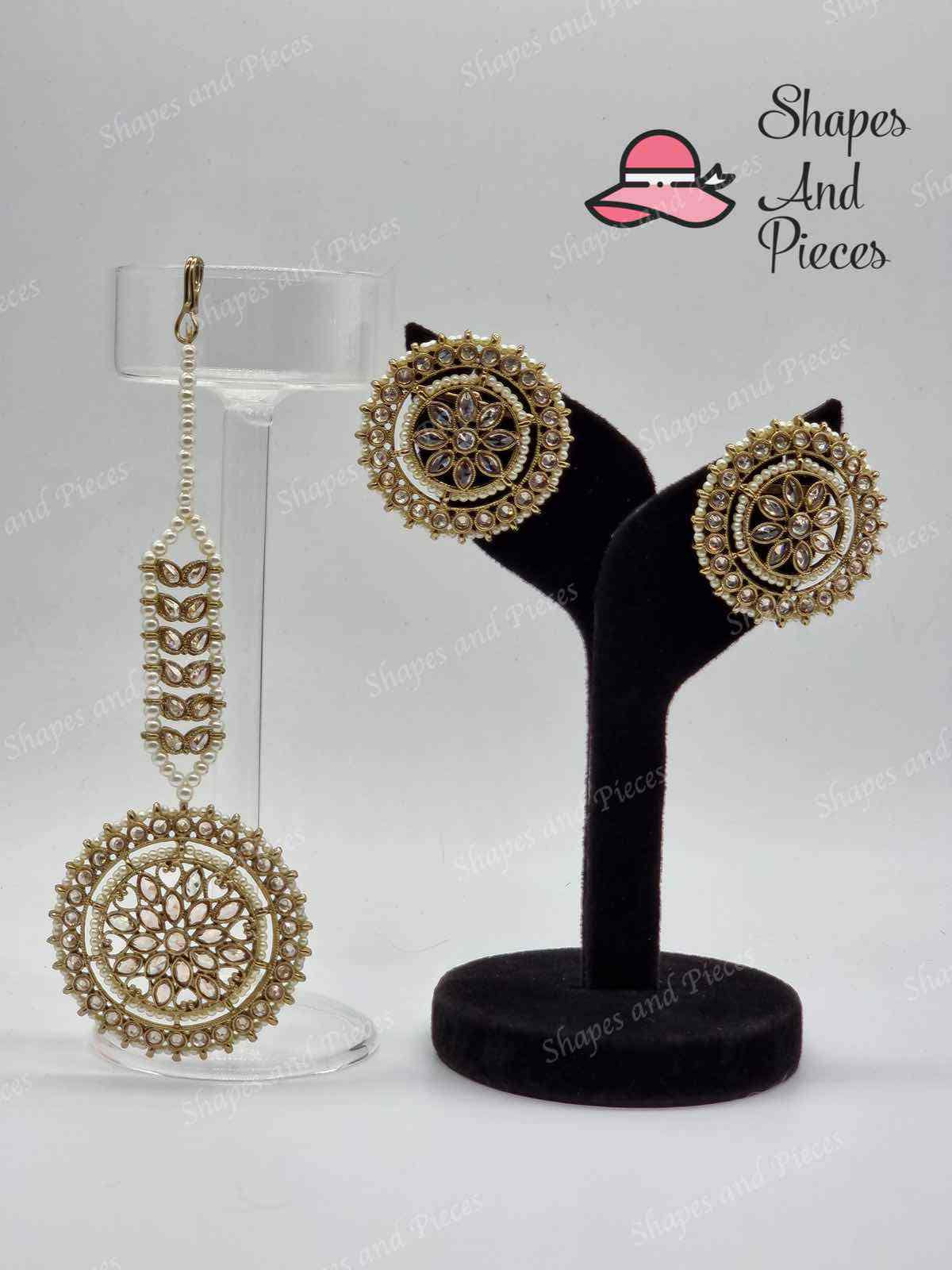 Mia Earring and Tikka Set - Shapes and Pieces