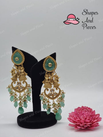 Barat Kundan Earrings - Shapes and Pieces