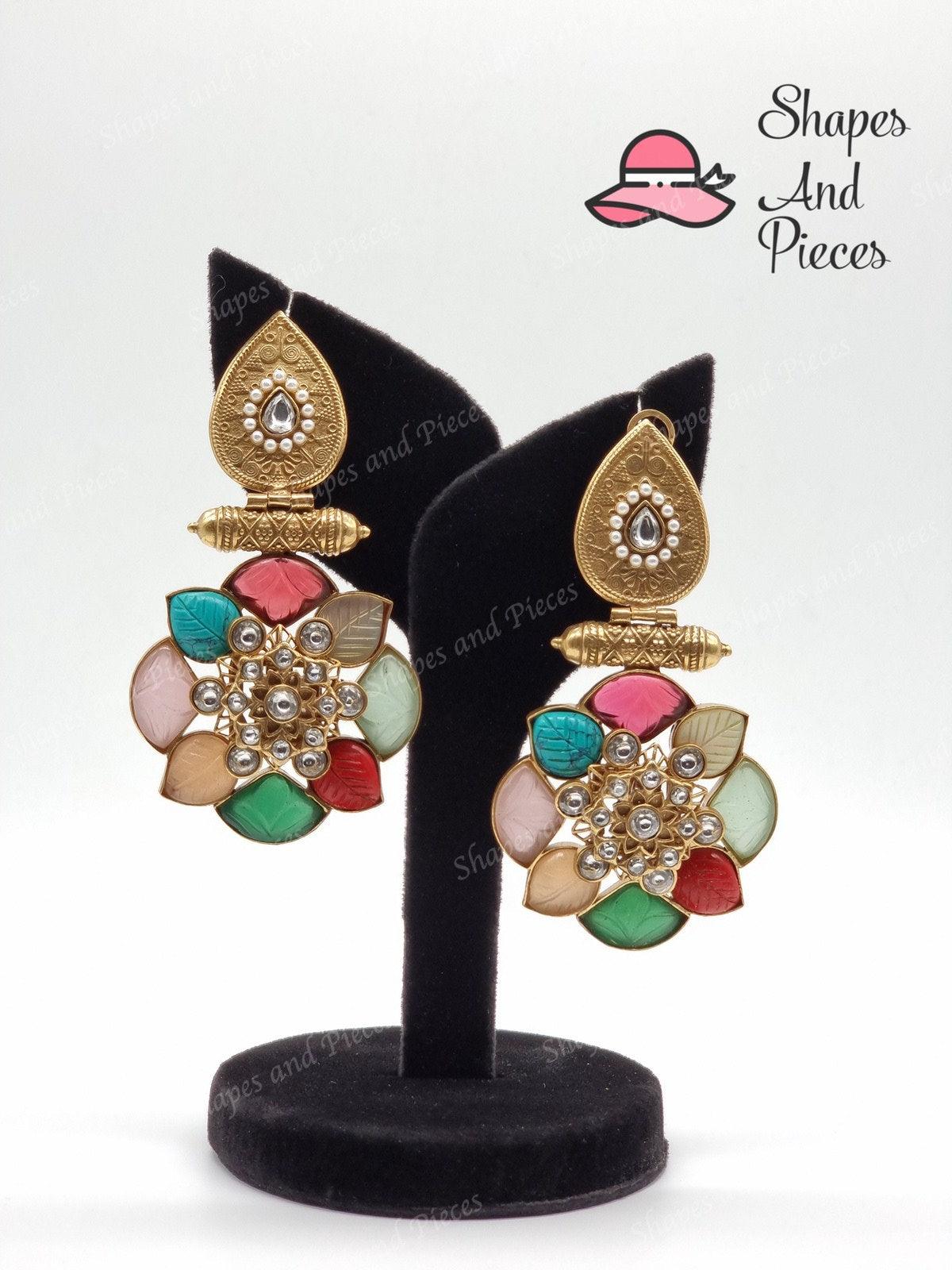 Esra Earrings - Shapes and Pieces