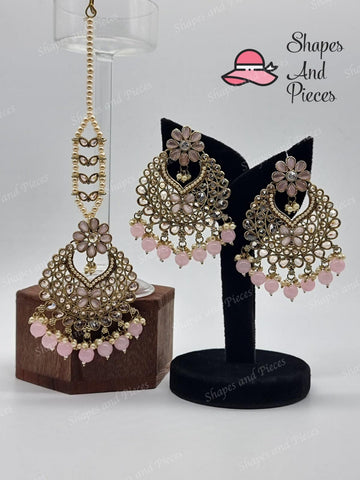 Flower Earrings and Tikka Set - Shapes and Pieces