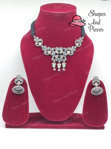 Fusion Choker Set - Shapes and Pieces