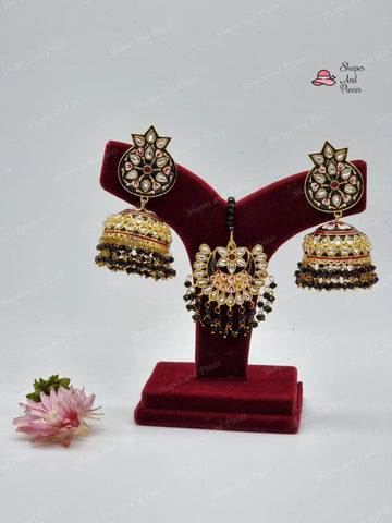 Heer Earrings with Tikka Set - Shapes and Pieces