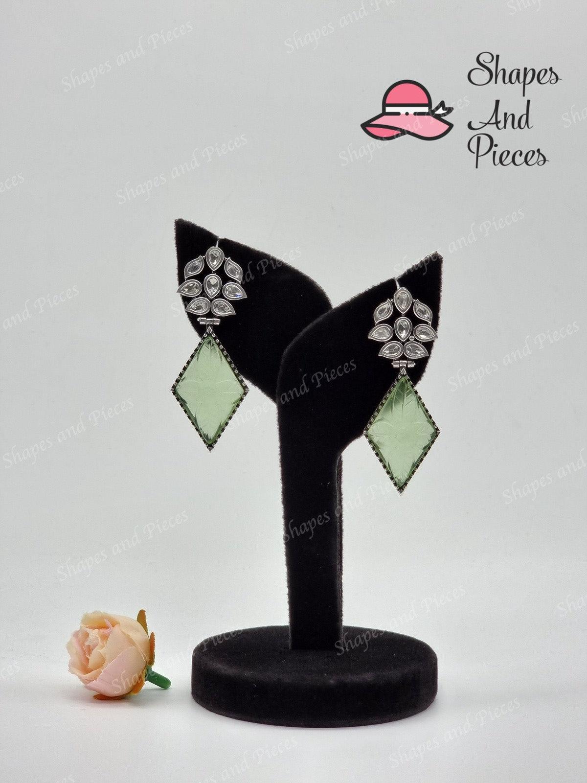 Jiyavi Earrings - Shapes and Pieces