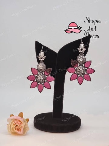 Kaz Earrings - Shapes and Pieces