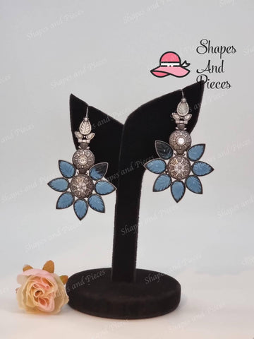 Kaz Earrings - Shapes and Pieces