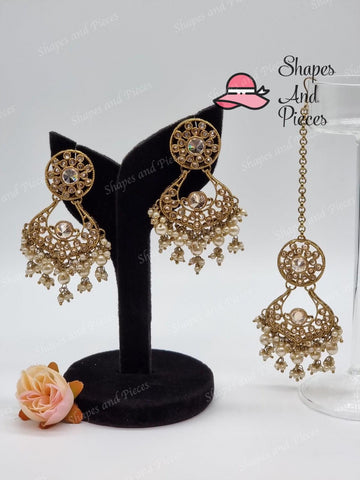 Misa Earring and Tikka Set - Shapes and Pieces