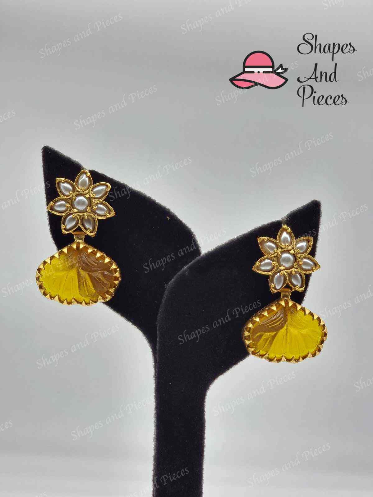 Myrine Earrings - Shapes and Pieces