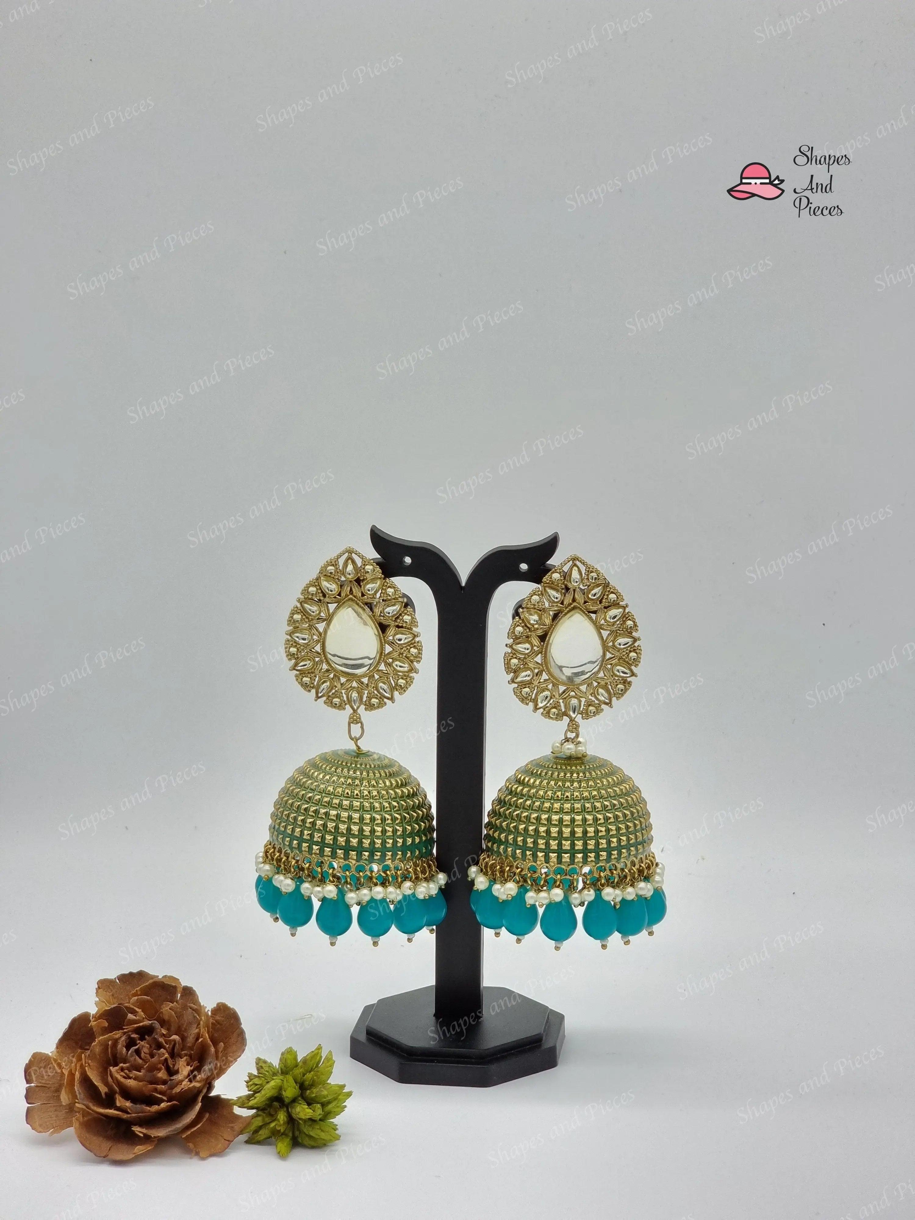 Naysa Earrings - Shapes and Pieces