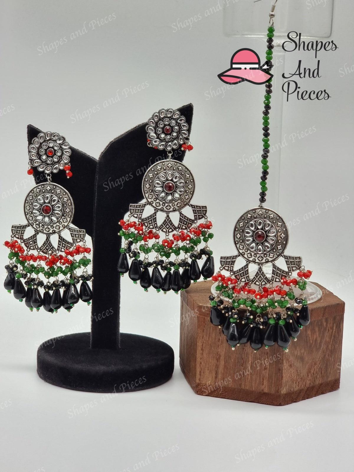 Ramiya Earrings and Tikka Set - Shapes and Pieces