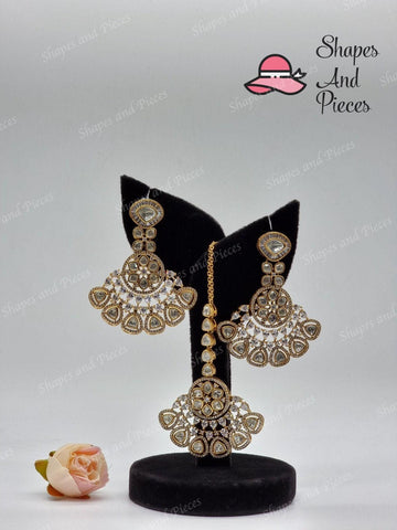 Ruhi Earrings and Tikka Set - Shapes and Pieces