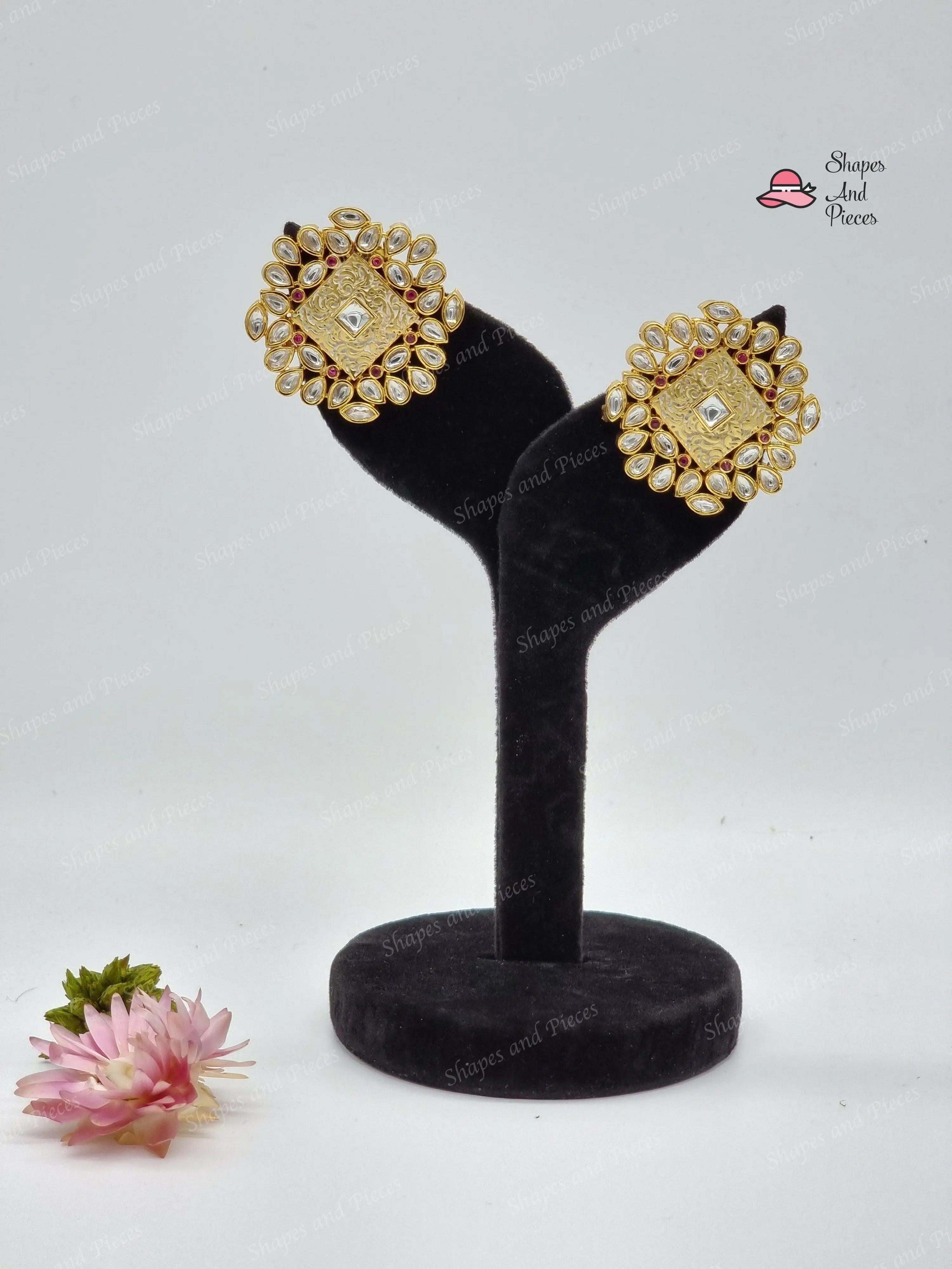 Sahiba Kundan Studs - Shapes and Pieces