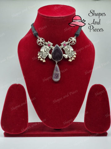 Traditional Stone Necklace Set - Shapes and Pieces