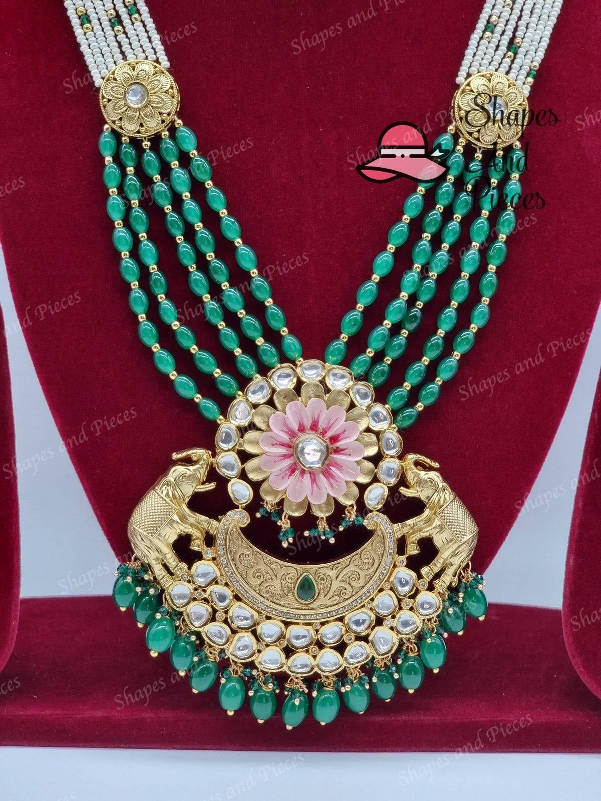 Vijaya Necklace Set - Shapes and Pieces