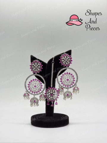 Yuva Earrings and Tikka Set - Shapes and Pieces